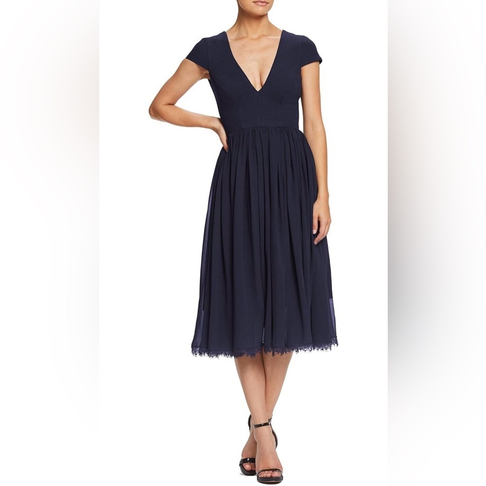 Dress the Population Women's Corey Plunging Mix Media Cap Sleeve Midi Dress